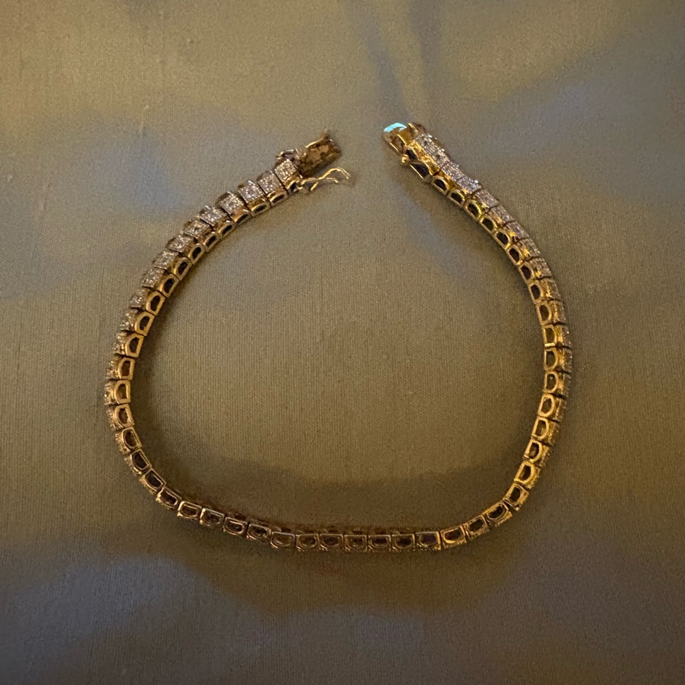 Elegant 925 Gold Bracelet for Women